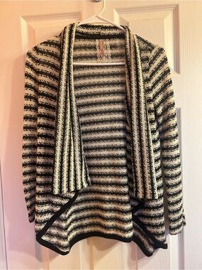 Mauve Black and White Striped Open-Front Cardigan